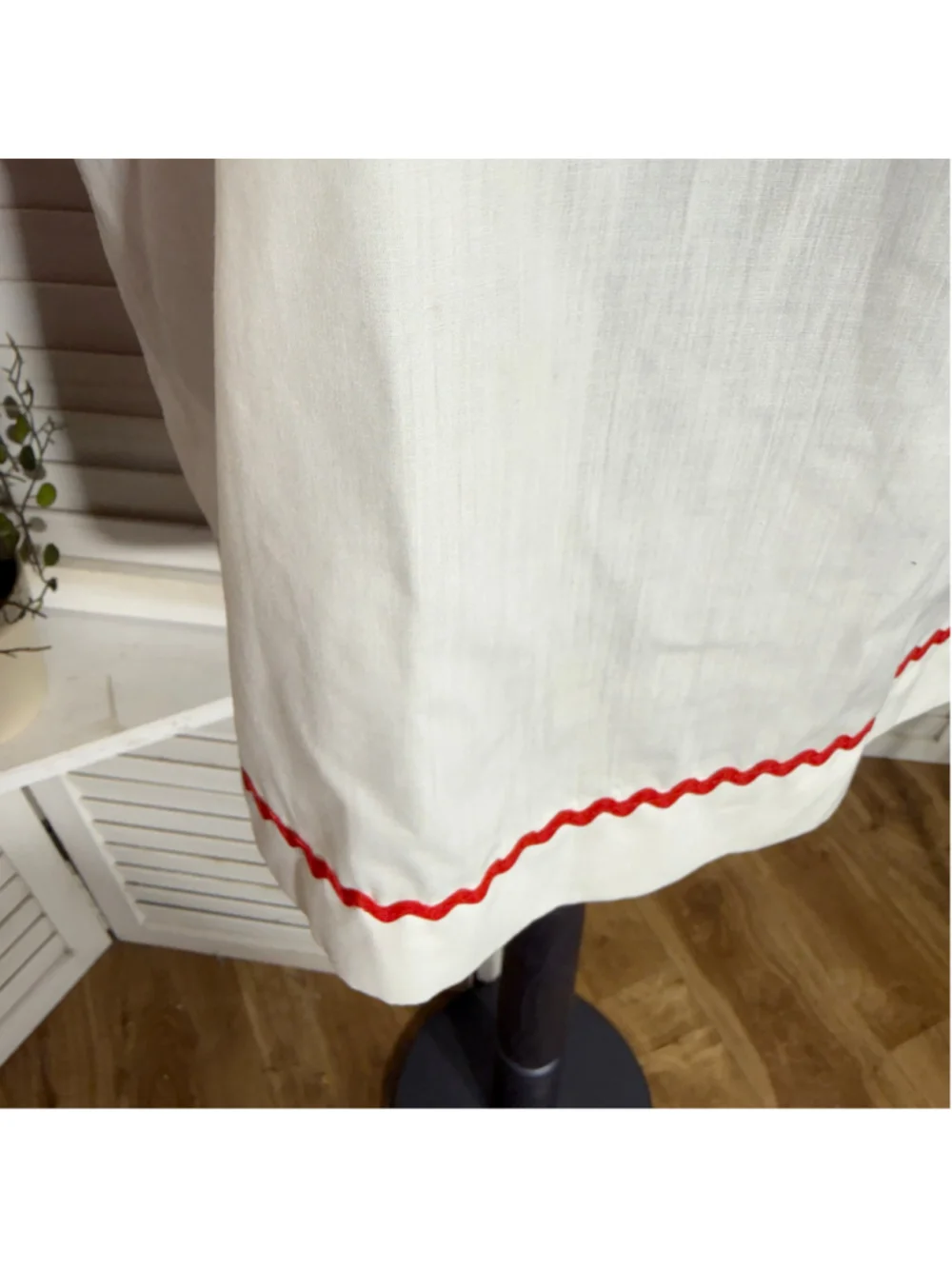 Vintage retro maid